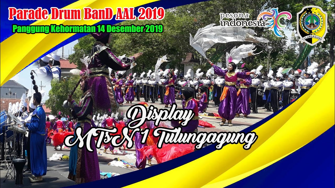 Display Drum  Band  MTsN 1 Tulungagung Parade  Drum  Band  