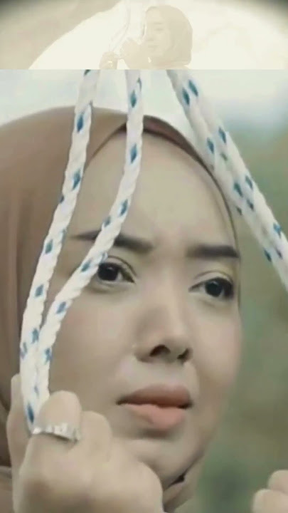TUMBAL CINTA#shorts#trending#SHORT#SHORTSVIDEO#VALDINYONK#MANISDIAWALSAJA#reels#feed#fyp#foryou#hits