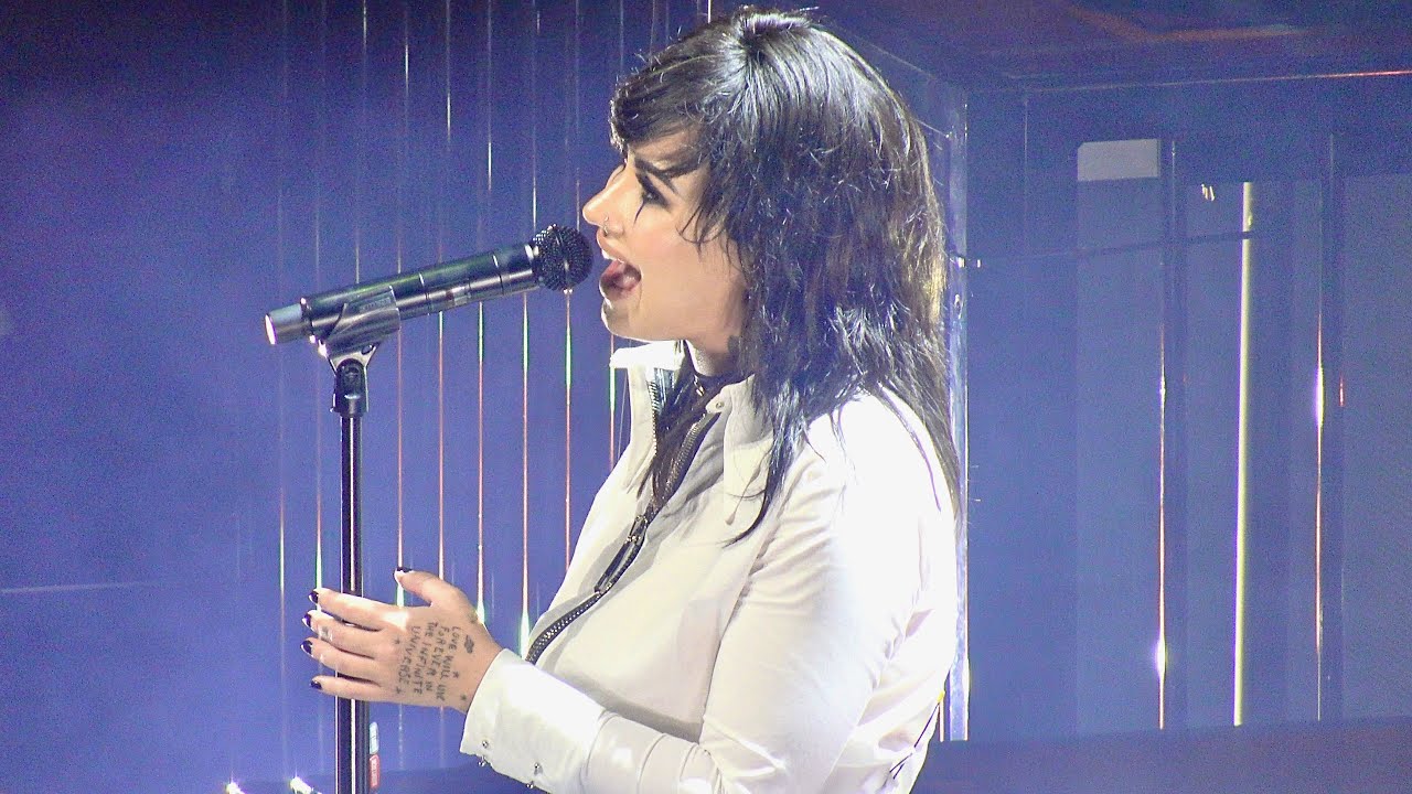 Demi Lovato, Iris (Goo Goo Dolls cover), live in San Francisco, September 27, 2022 (4K)