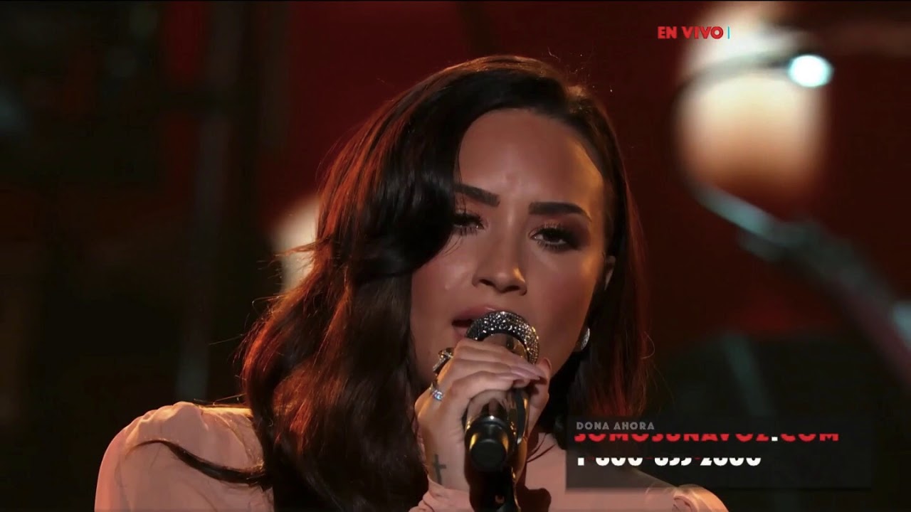 Demi Lovato - Hallelujah (Live at SOMOS Live!) - October 14 