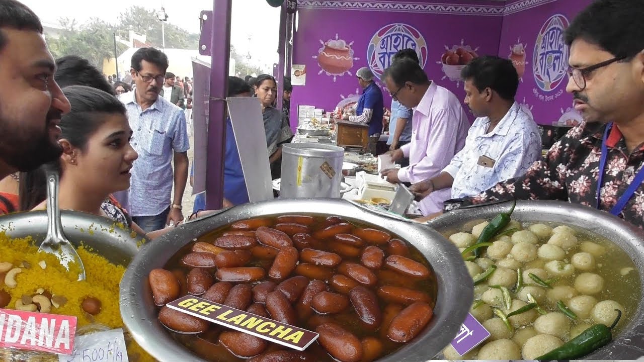 World Famous Rasgolla / Langcha - Kolkata People Enjoying Ahare Bangla Food Festival 2019 | Indian Food Loves You