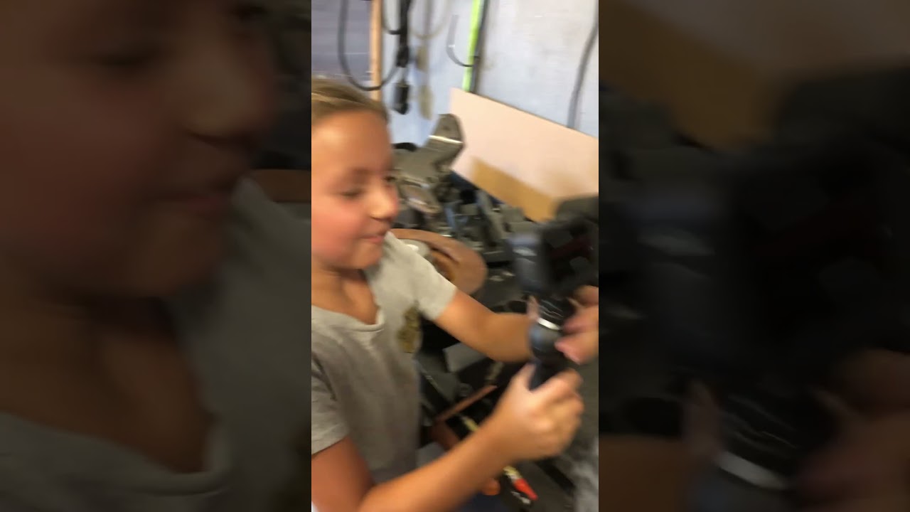 Learn the things in the car shop like a mechanic! #cars #tools #kidslearning #words #kidsfun #autos