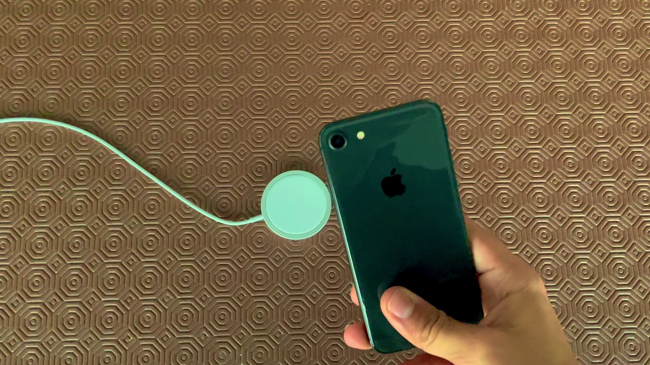 MagSafe plug song reaction and stream attempt