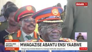 Omugagga Eyasengudde Mukaziwe, Abotodde Ebyaama, Yakebeza Abaana Nga Ssi Babe!