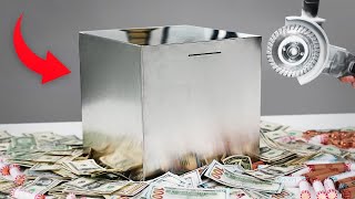 What&#39;s inside World&#39;s Strongest Piggy Bank?