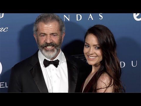 Video: Mel Gibson's Wife: Photo