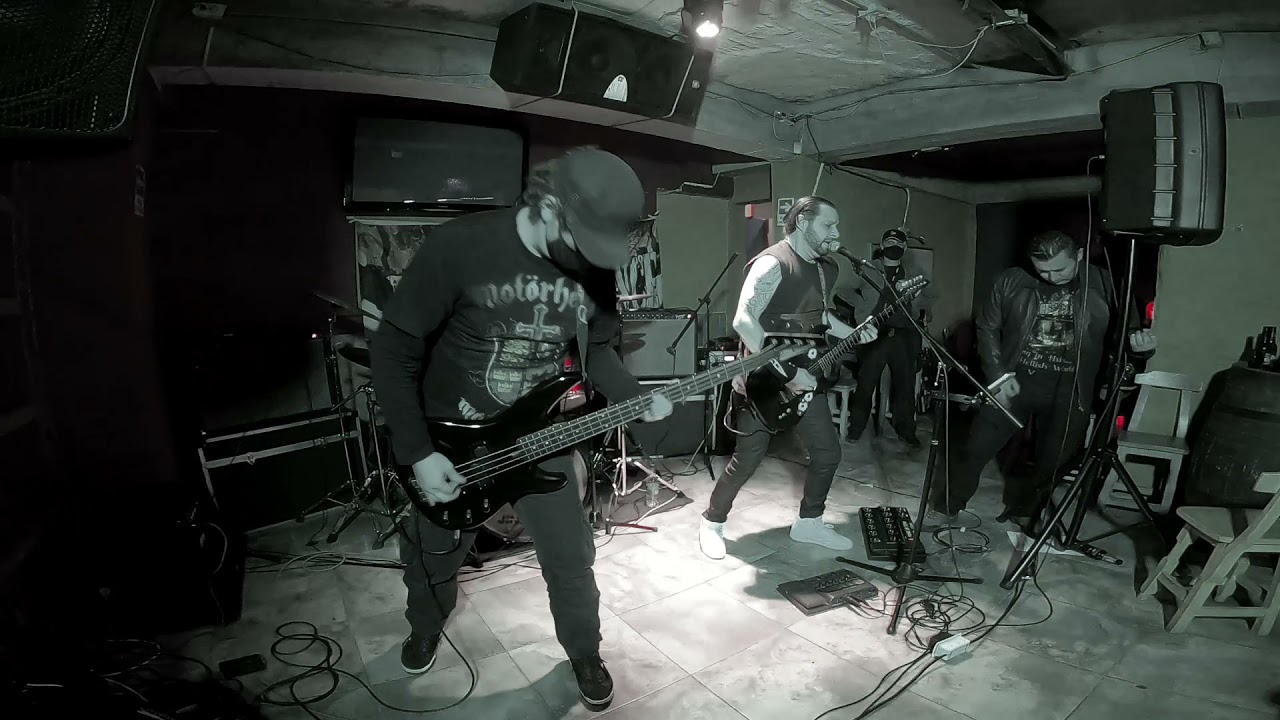 Love me like a reptile - Motorhead cover by Ultraviolence. - YouTube