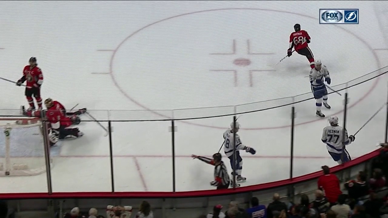 Hedman reads play, jumps up in rush to score in overtime