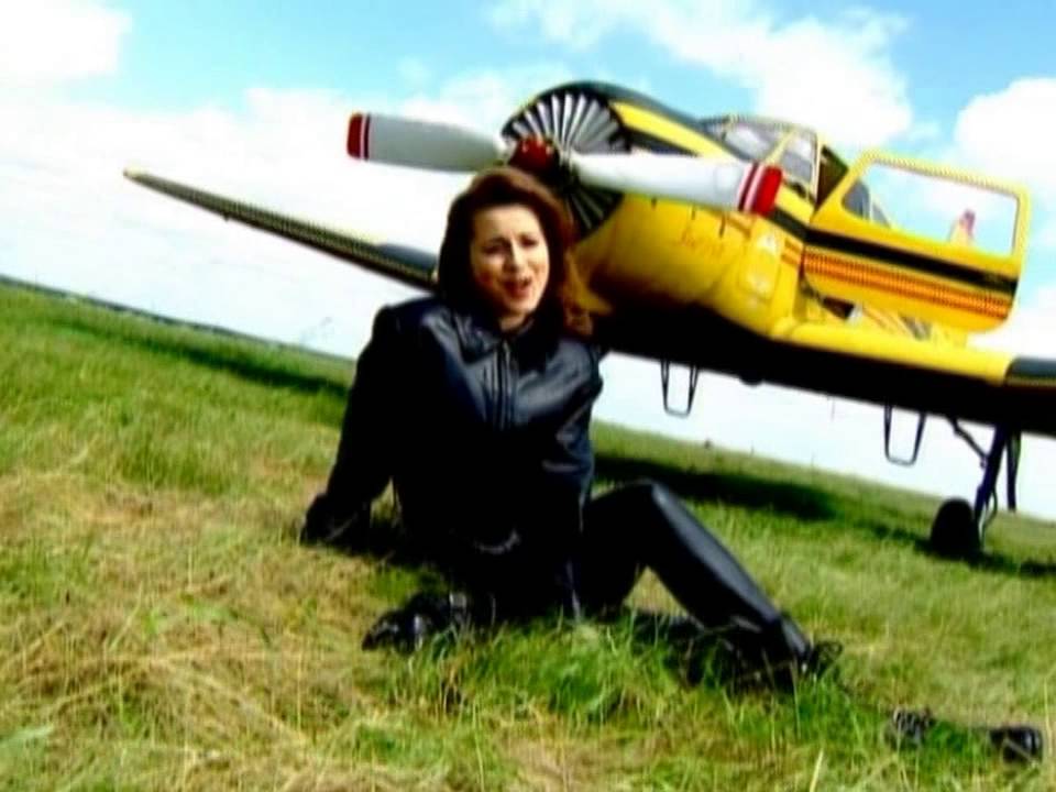 Ани Лорак - Я Вернусь (Клип) - YouTube