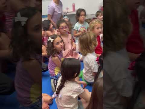 Glendale Police Department Visits Bonnie Academy #glendalechildcare #preschool #kindergarten