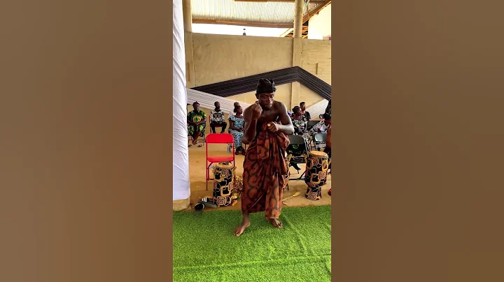 🔥 Energetic Kete Dance by Male Dancer at Ghanaian Funeral | Traditional Ashanti Dance Display 🇬🇭