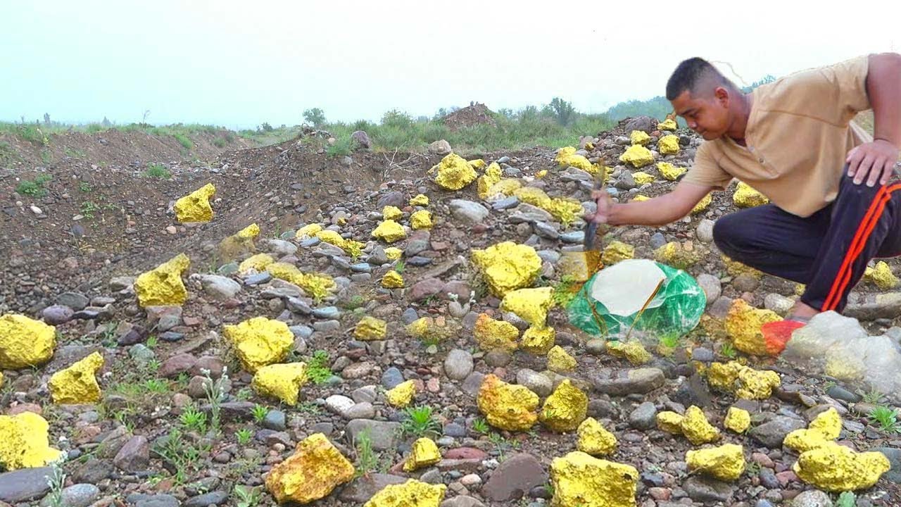 Digging For Treasure Rocks #012 amazing! Digging For Treasure at the Mountain by Gold Miner ...