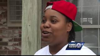 Kids see mother robbed, father shot in Grandview