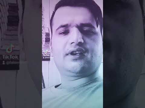 عاشقم دیوانه ام من سر به صحرا میزنم