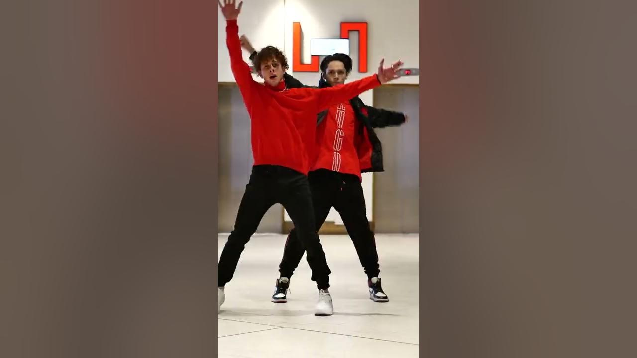 #Shorts Stromae - Papaoutai. Vertical video for Mobile