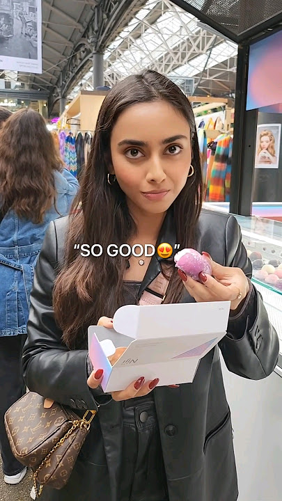 Trying the viral Japanese desert MOCHI in London😍