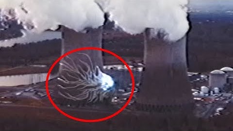 GRID PARASITES PART 1 (found footage / cosmic horror Blender animation)