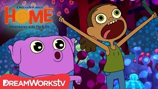 Scared Crazy | DreamWorks Home Adventures With Tip and Oh