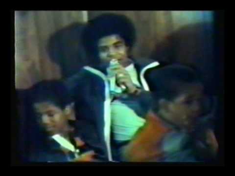 RARE- Young michael jackson and brother home movie