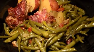 Soul Food SouthernStyle Green Beans, Turkey Necks & Potatoes: String Beans Recipe