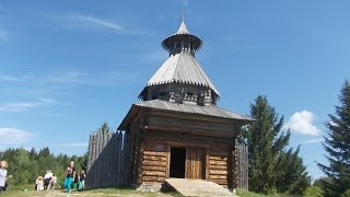 видео Правильно вставить дверь деревянном доме