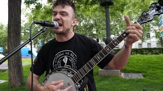 El Chirly: "Bienvenidos a Madrid" - Busking