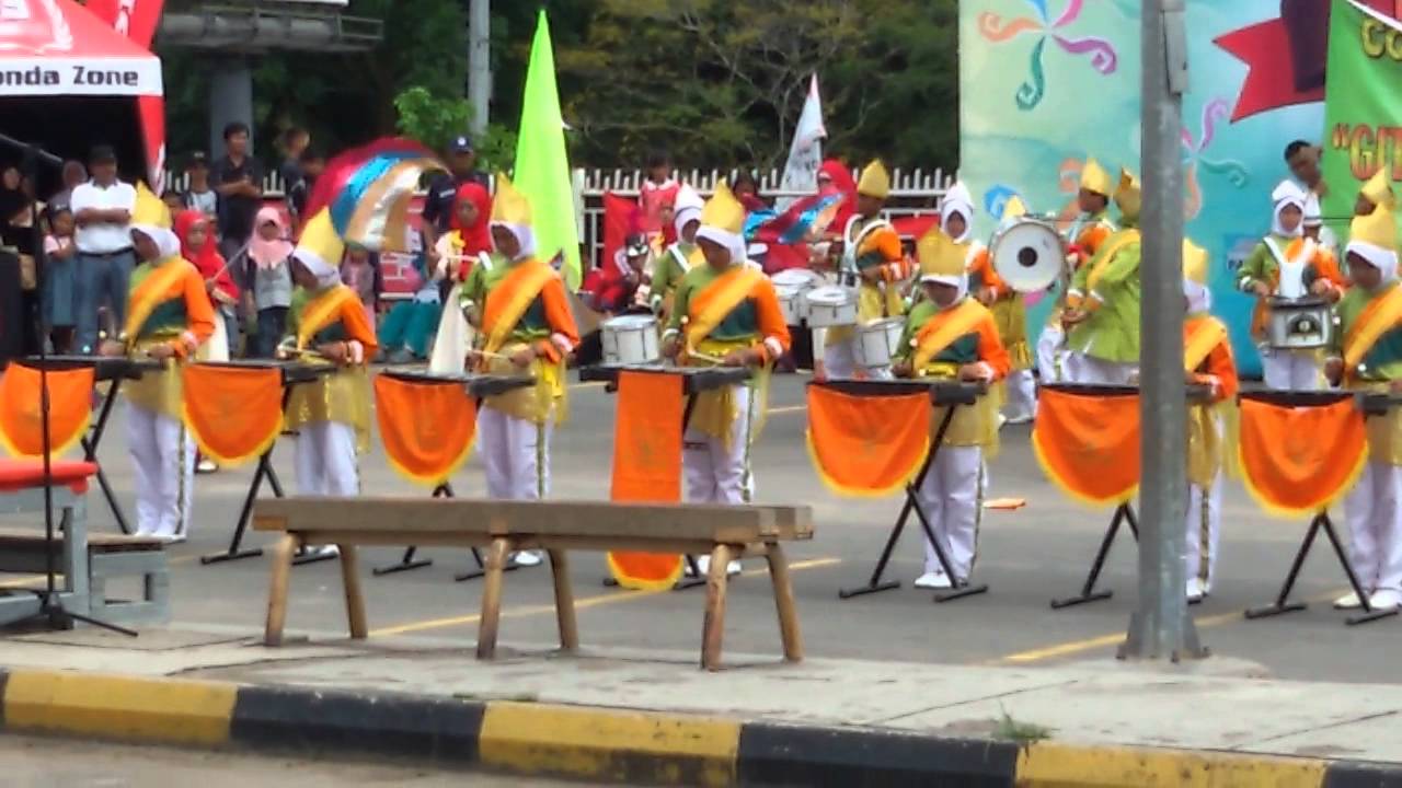 SDIT Darul Falah - Juara Umum Drumband