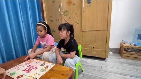 Tiếng Anh Giao Tiếp Trẻ Em Tại Phan Thiết: Sophia and Ruby practice talking about Tet Holiday