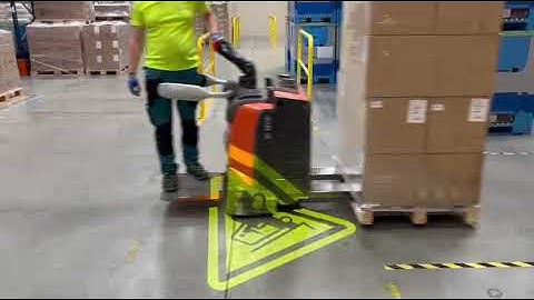 AI Anti-Collision System | Detecting Platform Forklifts with Smart Projector Warning | TSafety