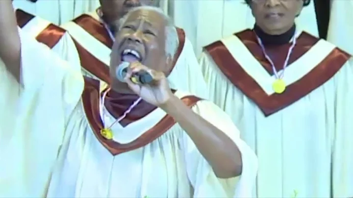 Dr. Vicki Stokes and SABC Sanctuary Choir singing ...