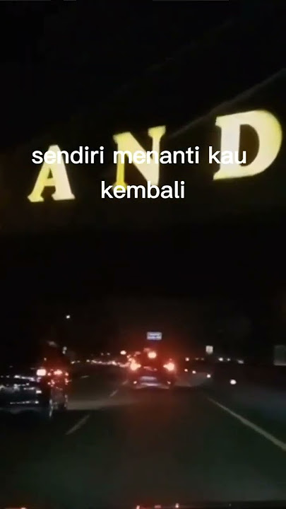 Dirantai digelangi rindu - Exists