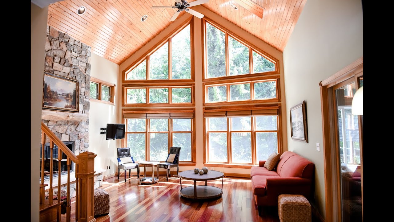 New Listing: Beautiful Lake Bluff Home