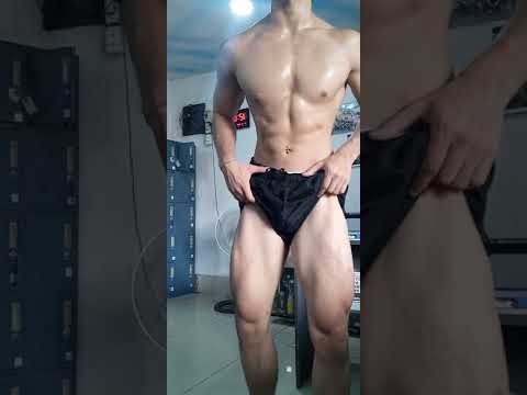 Teen Bodybuilder 19 Leg Development