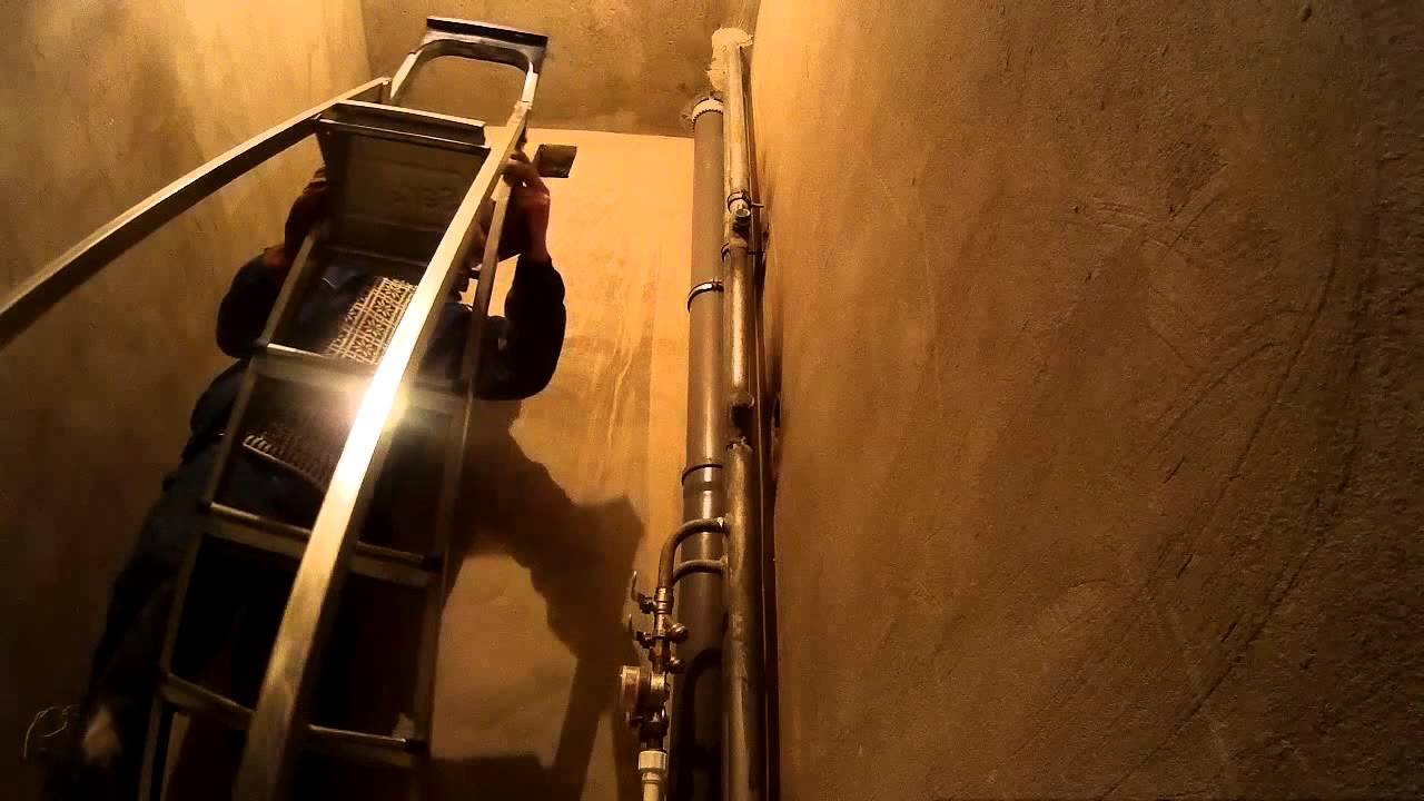 Перенос стояка горячей воды и выходов на полотенцесушитель - YouTube