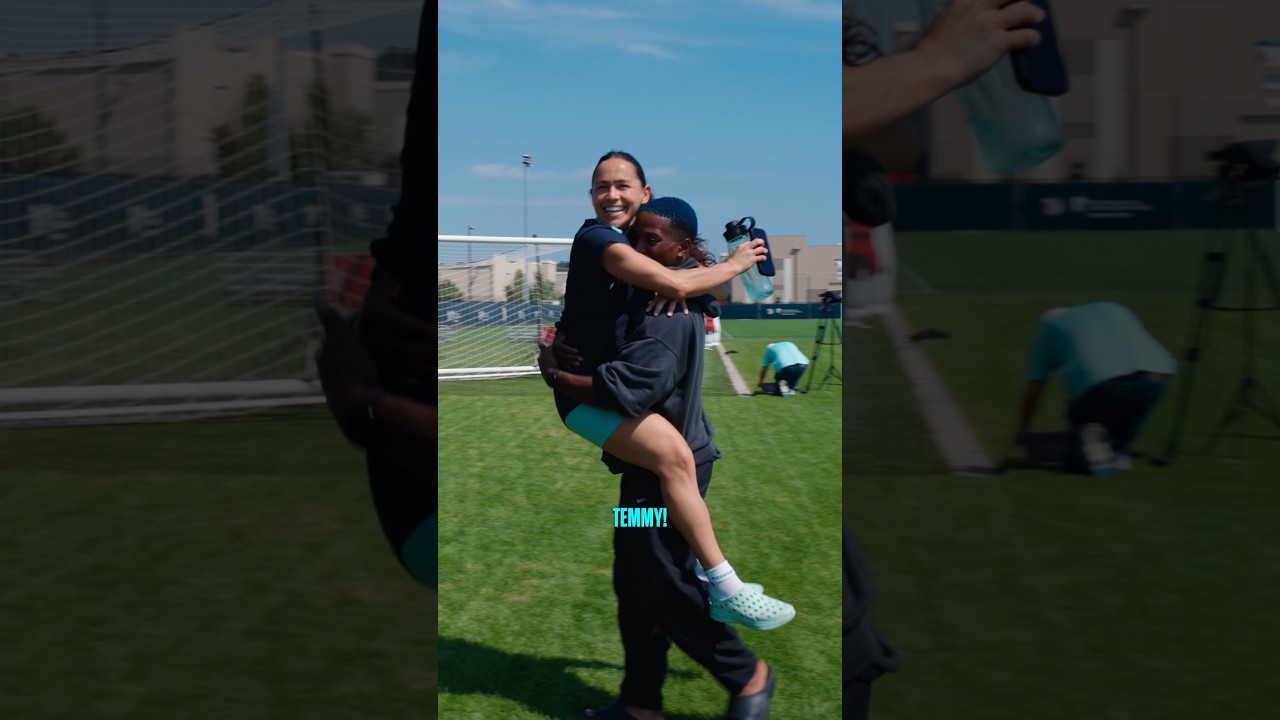 Our Temmy is back home 🥹 #nwsl #soccer #teammates #family #kansascity