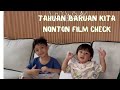 Seruseruan dirumah sambil nonton film