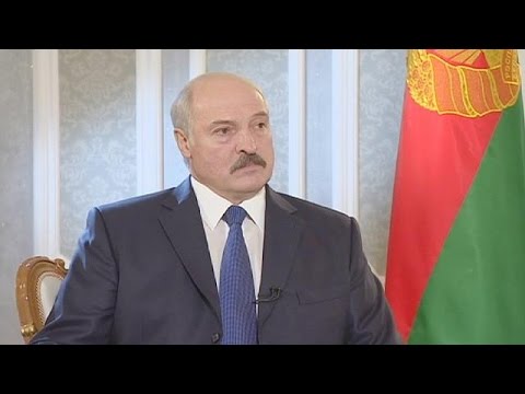 Video: Lukashenka Ha Promesso Il Restauro Degli Studenti Espulsi "sotto Garanzia"
