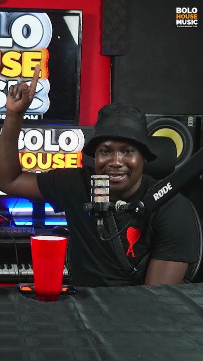 Mr Lenzo singing Motho Otla Boya on Bolo House Podcast