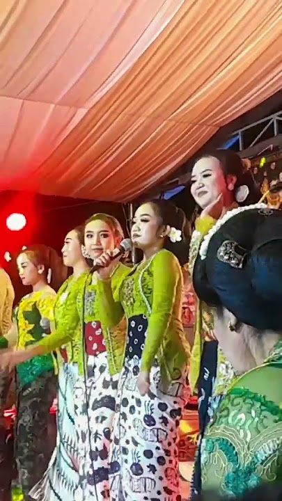 Download lagu Sinden Cantik Pambuko Campursari #shorts #sindencantik