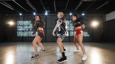 Thumbnail of No Chão  Novinha - Anitta, PEDRO SAMPAIO | FitDance (Coreografia) | Dance Video