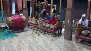 Ladrang asmorondono wayah wengi minggah omah suwung  srampat dalang sopo nyono