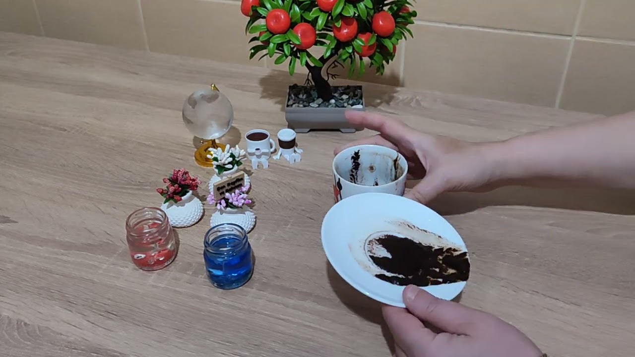 AKLIMDAKİ KİŞİ BENİ SEVİYORMU?🙏🌹☕ #keşfet #kahvefalı 