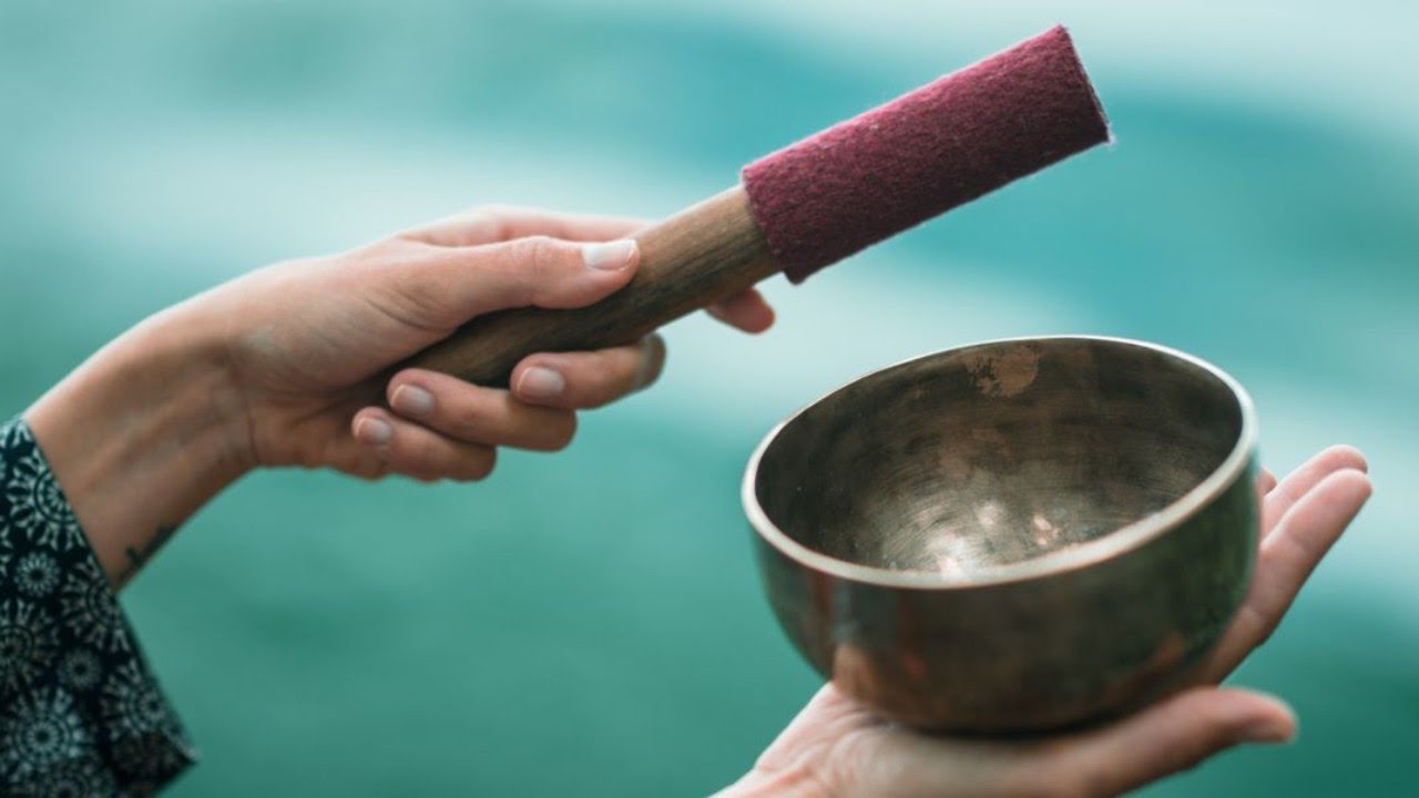 15 Minutes Tibetan Healing Sounds l Singing Bowl Therapy for Stress