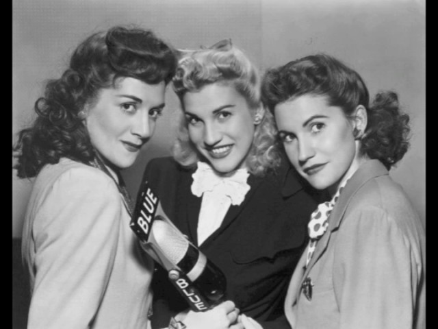 Andrews Sisters - I Can Dream, Cant I