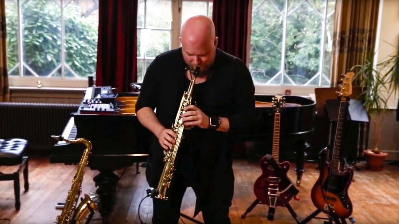 Tom Diesel - One - Live Looping Performance