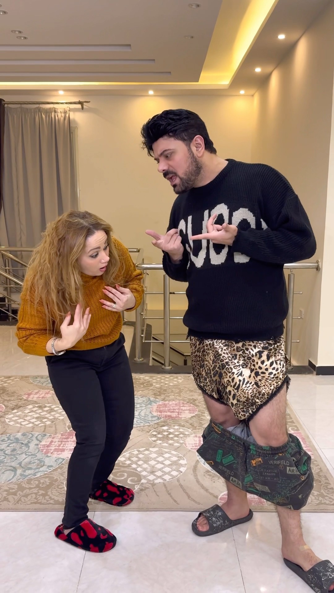 من عطستها دمرت مستقبلي ?