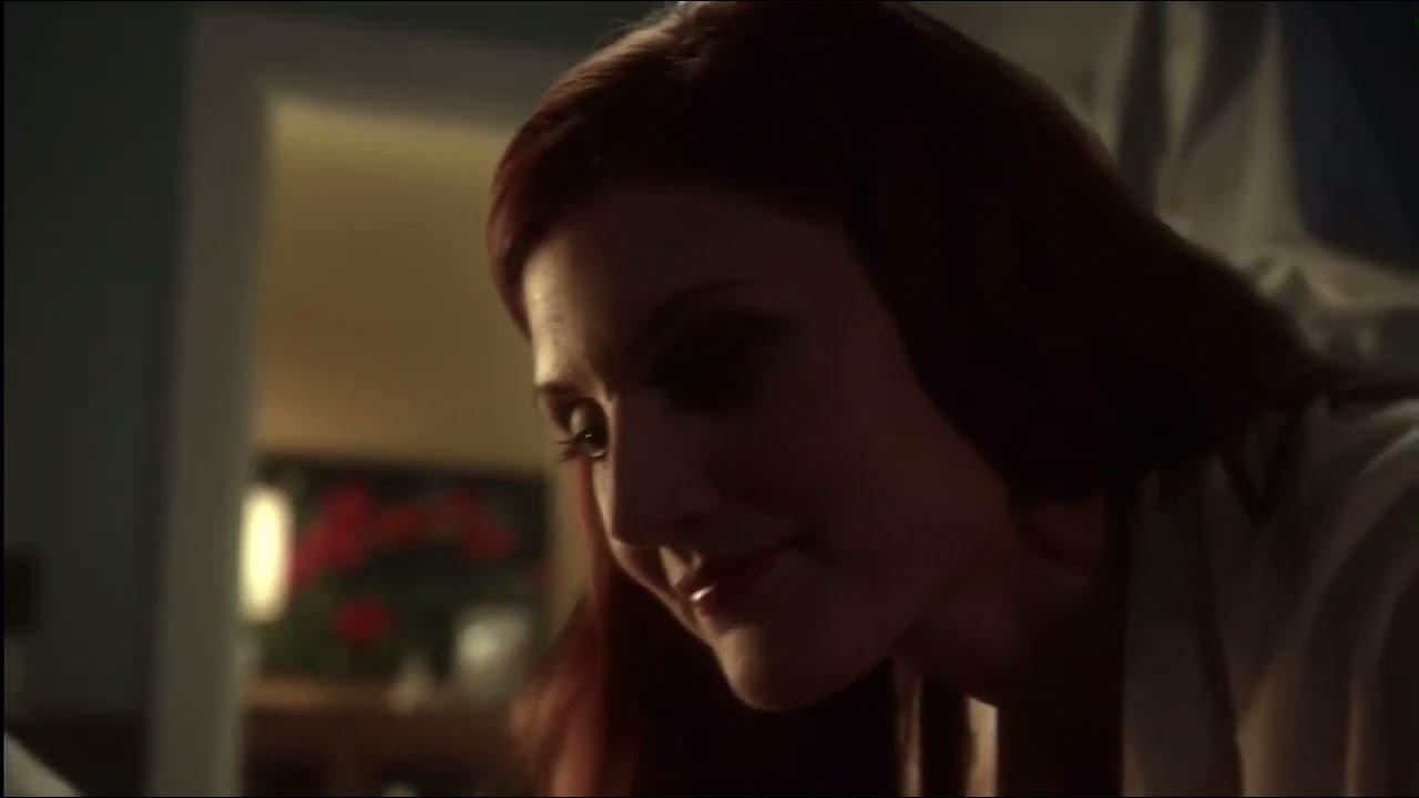 The Flash 1x17 Opening Scene/Barry And Joe Figure Out Who Harrison Wells Really is