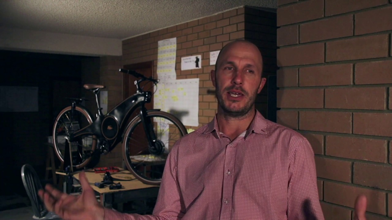 What's special about a Tiller Rides Roadster electric bike? YouTube