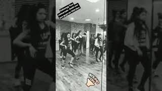 Kriti Sanon Dance Zee Cine Awards 2018