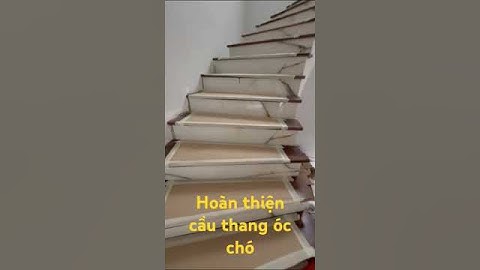 Cầu thang óc chó hoàn thiện giai đoạn 1, chờ lan can sắt vô tiếp giai đoạn 2 #cauthanggotunhien